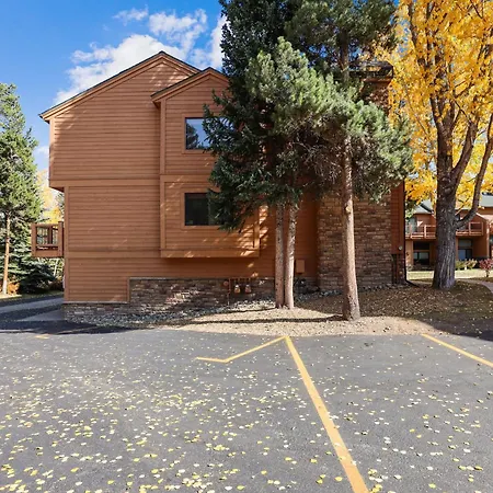 Multi-Level Cedars 2 Townhome